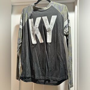 Medium Kentucky Long Sleeve Tee